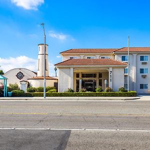 Brookhurst Plaza Inn